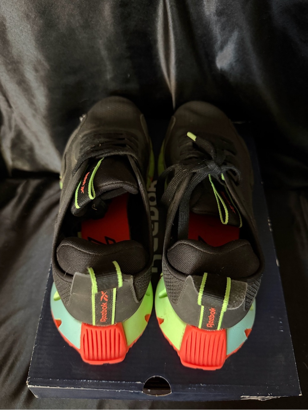 Reebok Zig Dynamica sneakers - Black - Mens Size 9 - Picture 6 of 7